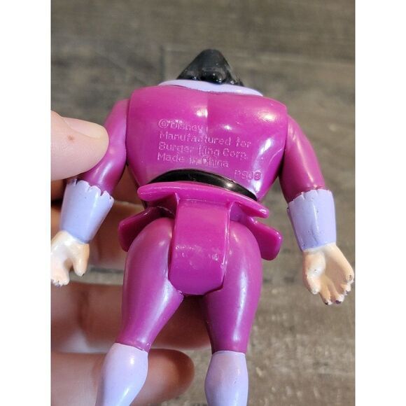 Villain John Ratcliffe Disney Burger King Pocahontas toy figure - Picture 4 of 4